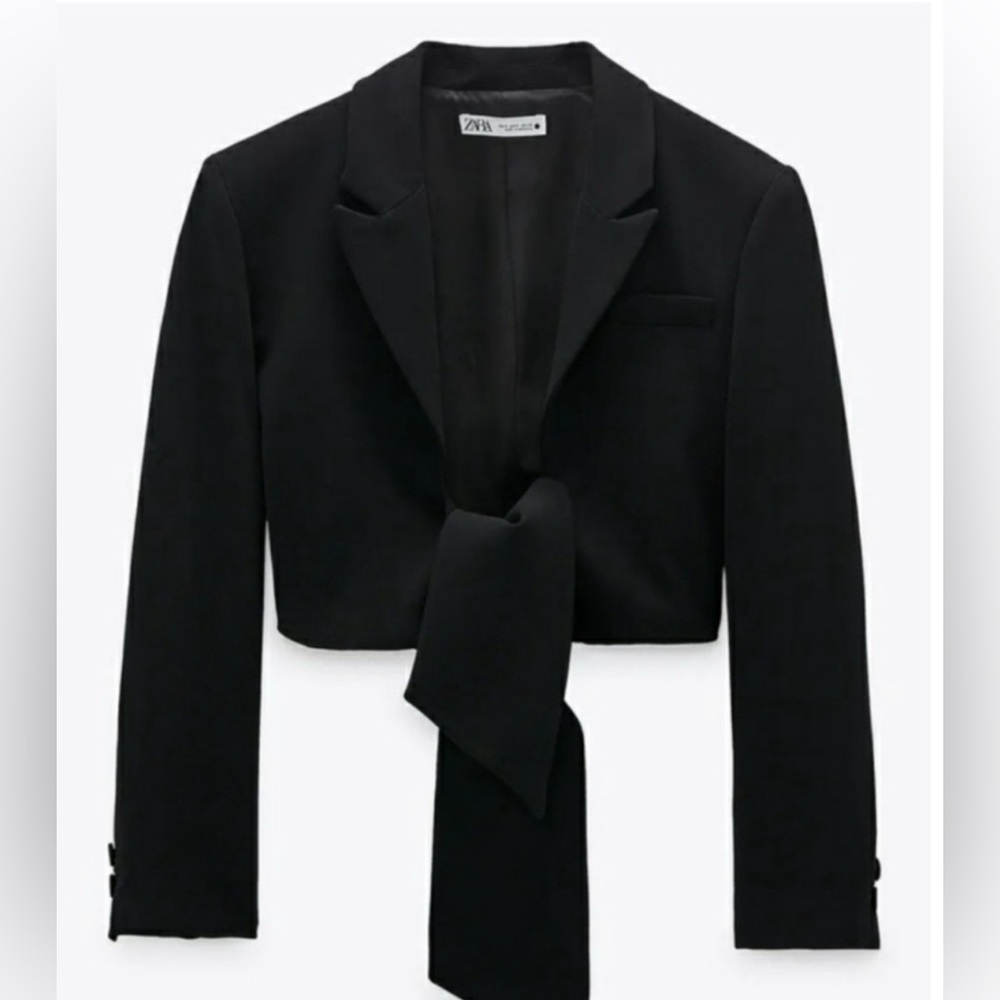 ZARA CROPPED BLAZER SIZE XS Elegant Black Women's Jacket